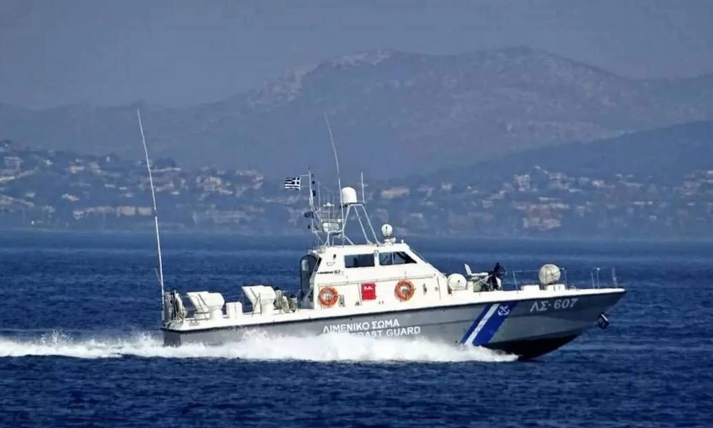 Μεγάλη επιχείρηση διάσωσης μεταναστών από το λιμενικό στη Μεσσηνία
